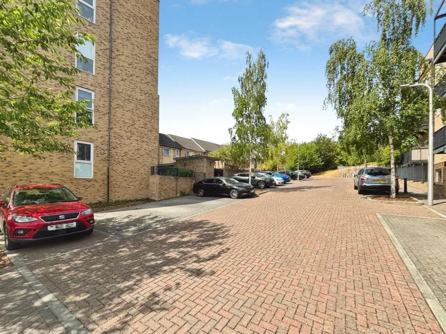 Deveron Drive, Tilehurst, RG30, photo 9