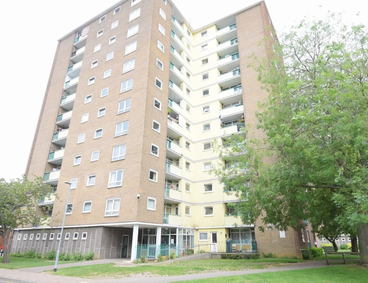 1 bed flat to rent — Roise Court, Bedford