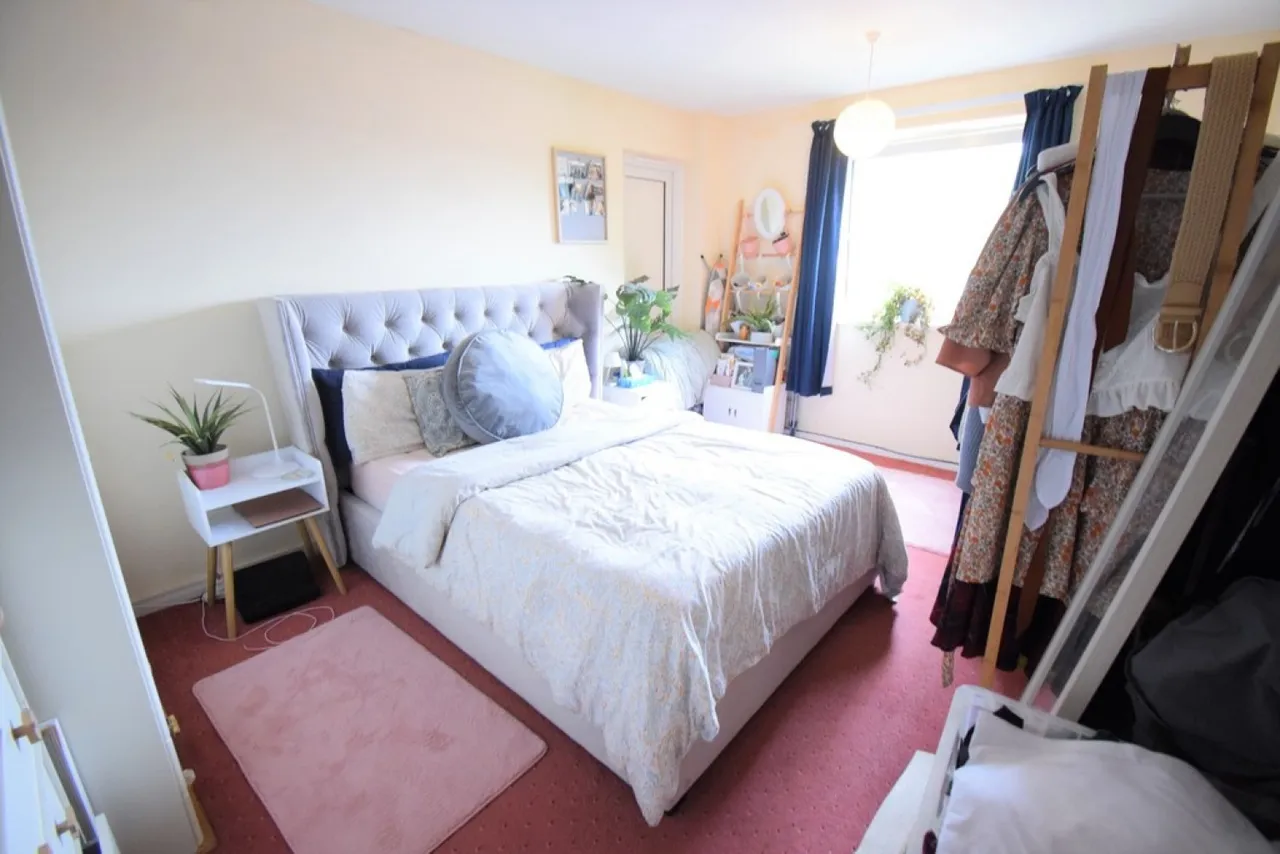 Roise Court, Bedford, photo 5