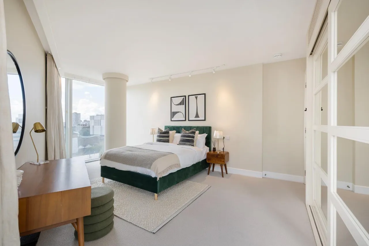 Hester Road, London, SW11, photo 12