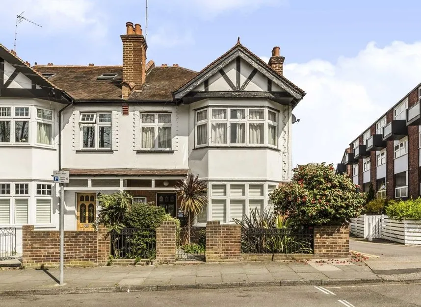 4 bed house to rent — Grove Road, Surbiton, KT6