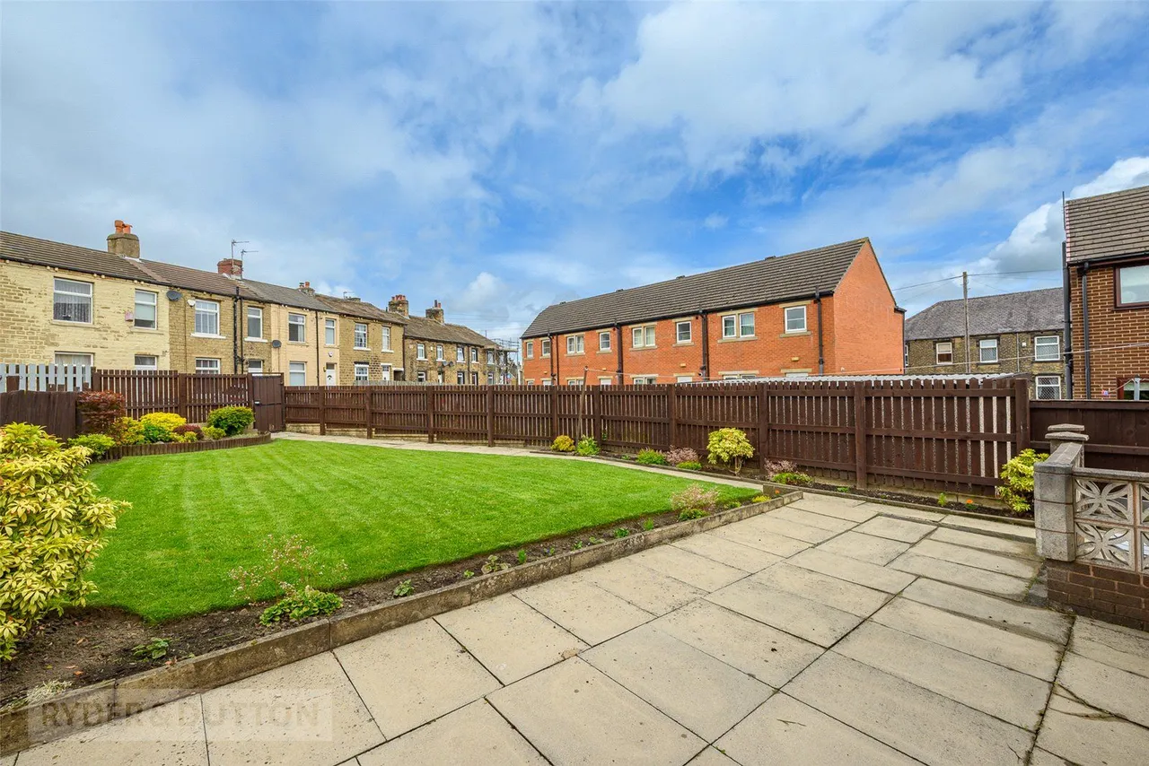 Buttermere Drive, Dalton, HD5, photo 13