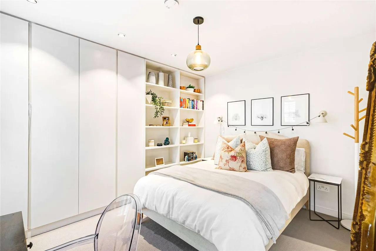Bakery Place, London, SW11 1AT, photo 2