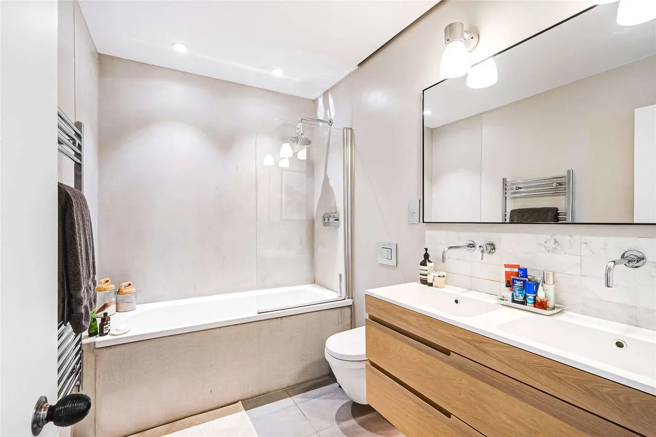 Bakery Place, London, SW11 1AT, photo 11