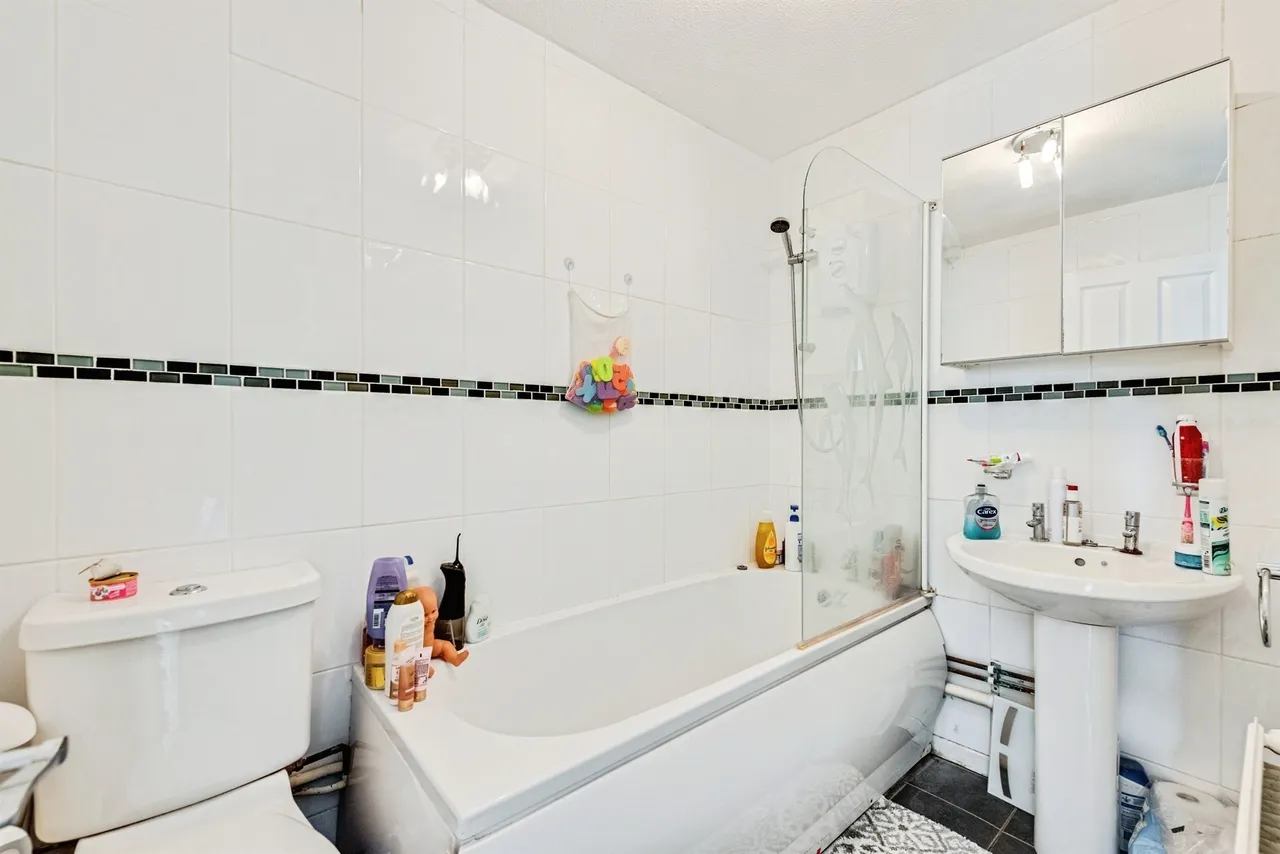 Dovehouse Close, Eynsham, OX29, photo 13