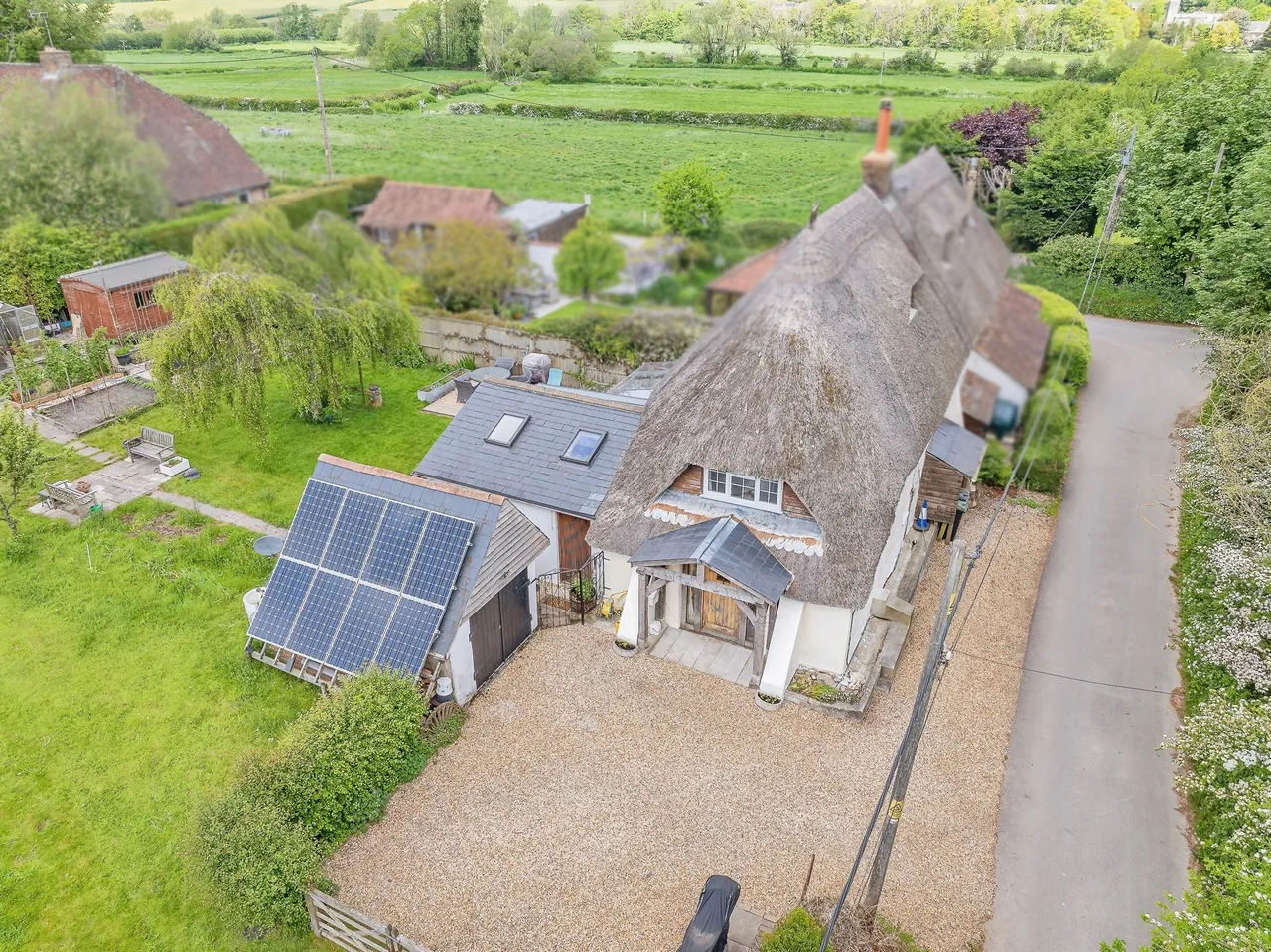 3 bed house for sale — Southover, Tolpuddle, Dorchester
