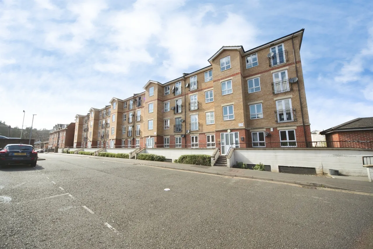 Grove Road, Luton, photo 10