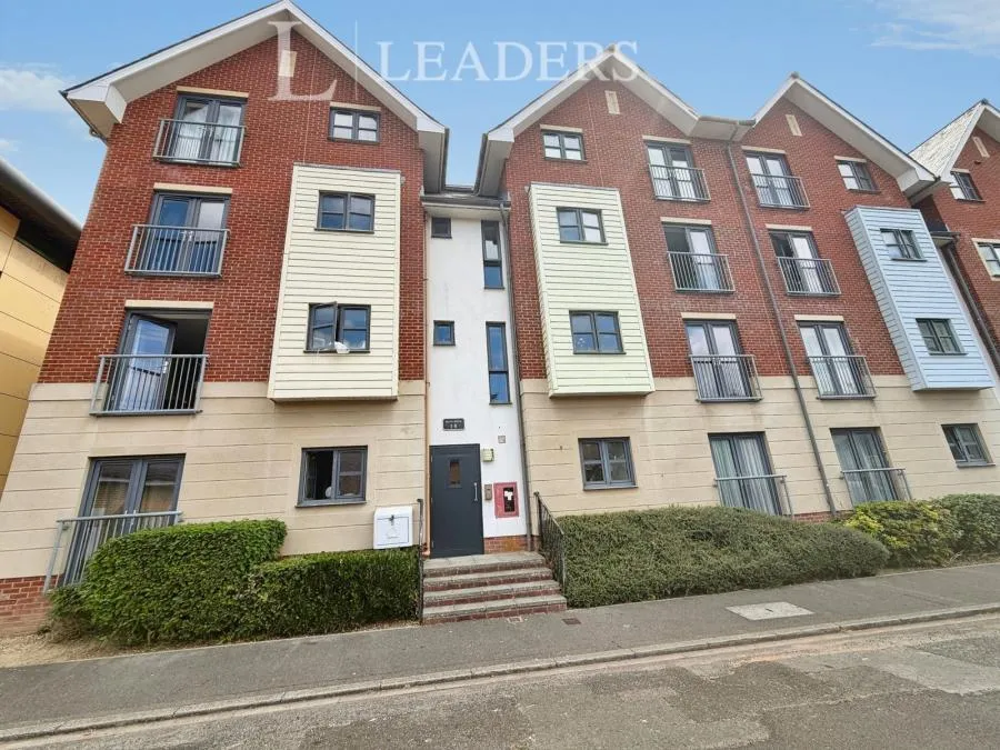2 bed flat for sale, Aylward Street, Portsmouth, PO1