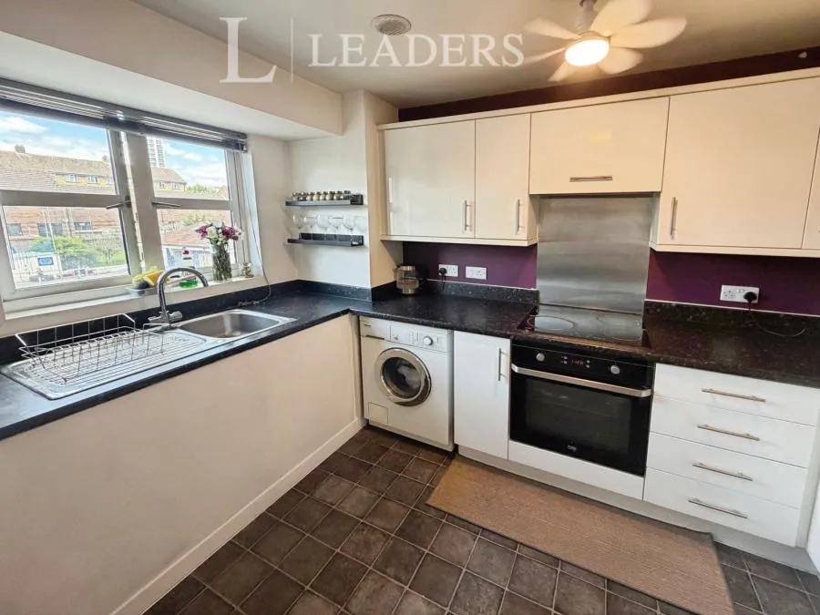 Aylward Street, Portsmouth, PO1, photo 9