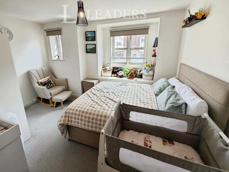Aylward Street, Portsmouth, PO1, photo 8