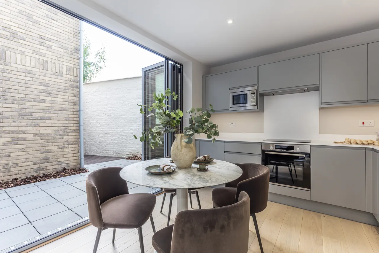 Provender Mews, London, W7, photo 6