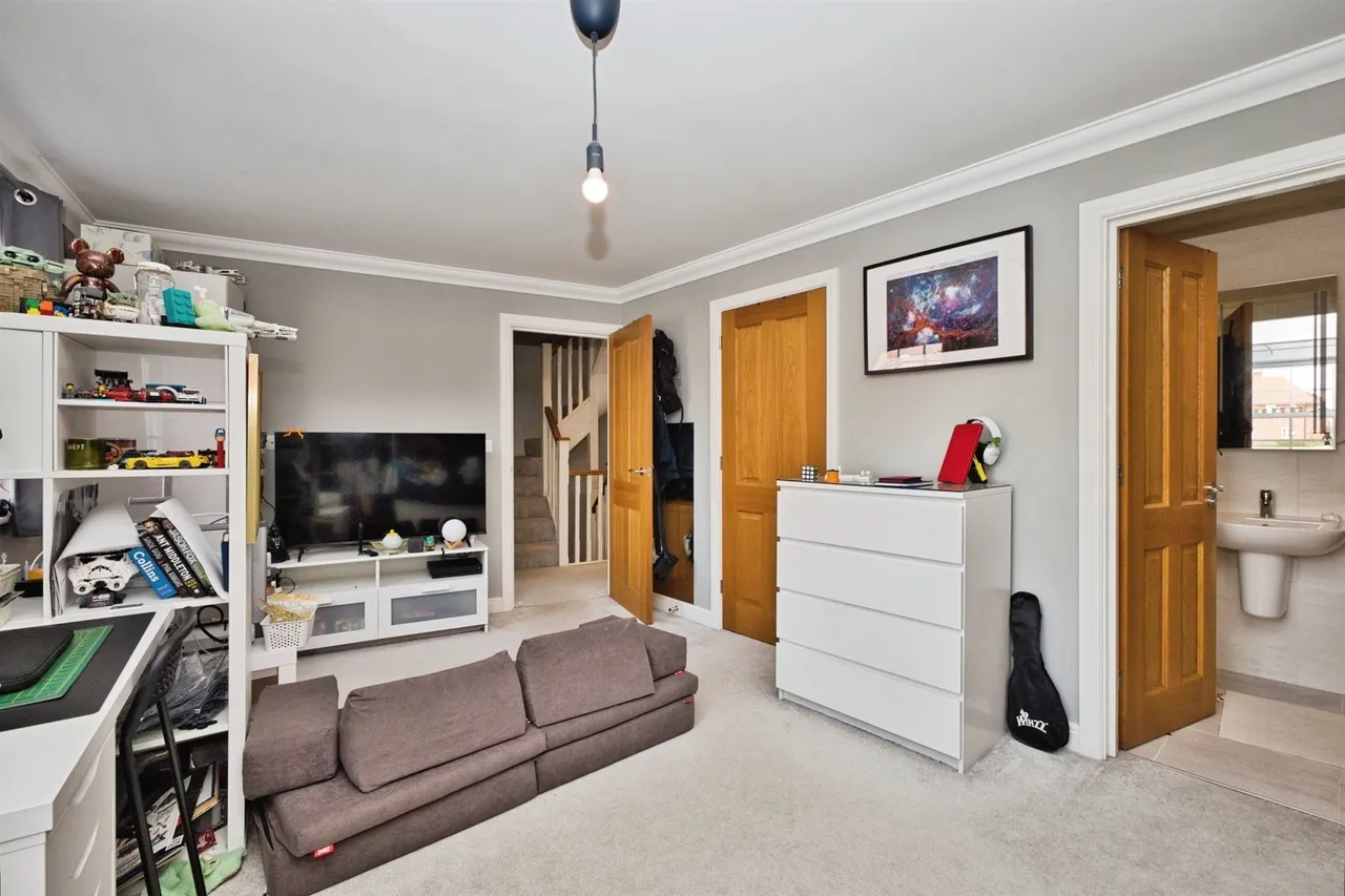 Newcross Crescent, Yeovil, BA21, photo 10