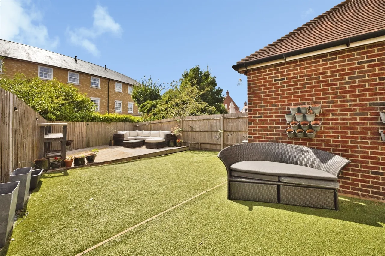 Newcross Crescent, Yeovil, BA21, photo 17