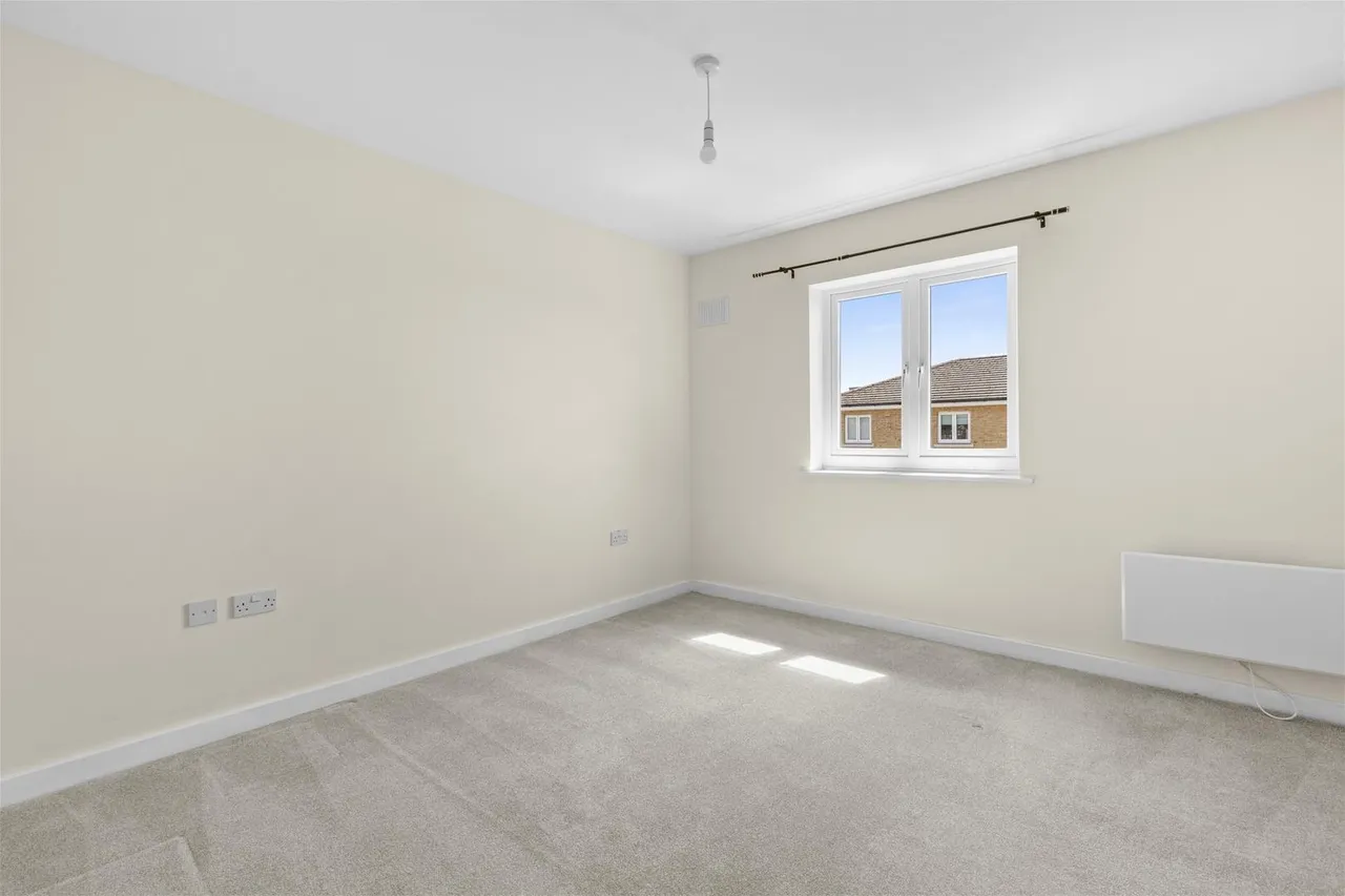 Tadros Court, High Wycombe, HP13, photo 8