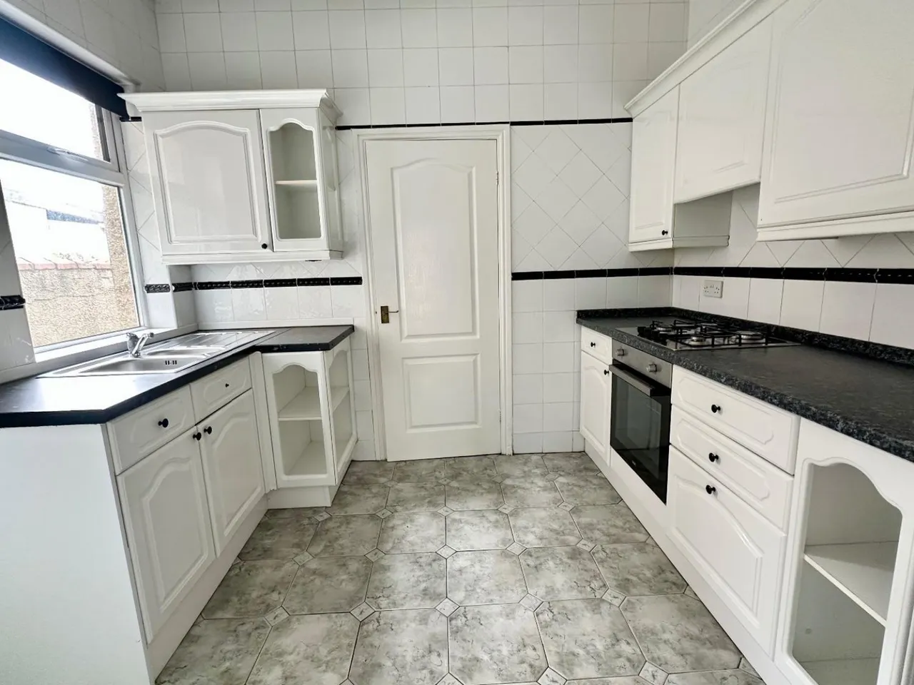 Highfield Road, South Shore, Blackpool, FY4 2HH, photo 4