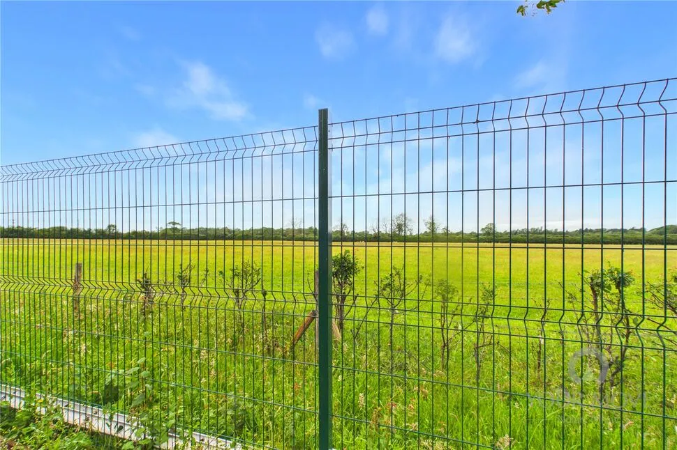 Rathmine Court, Broughton, NN14, photo 14