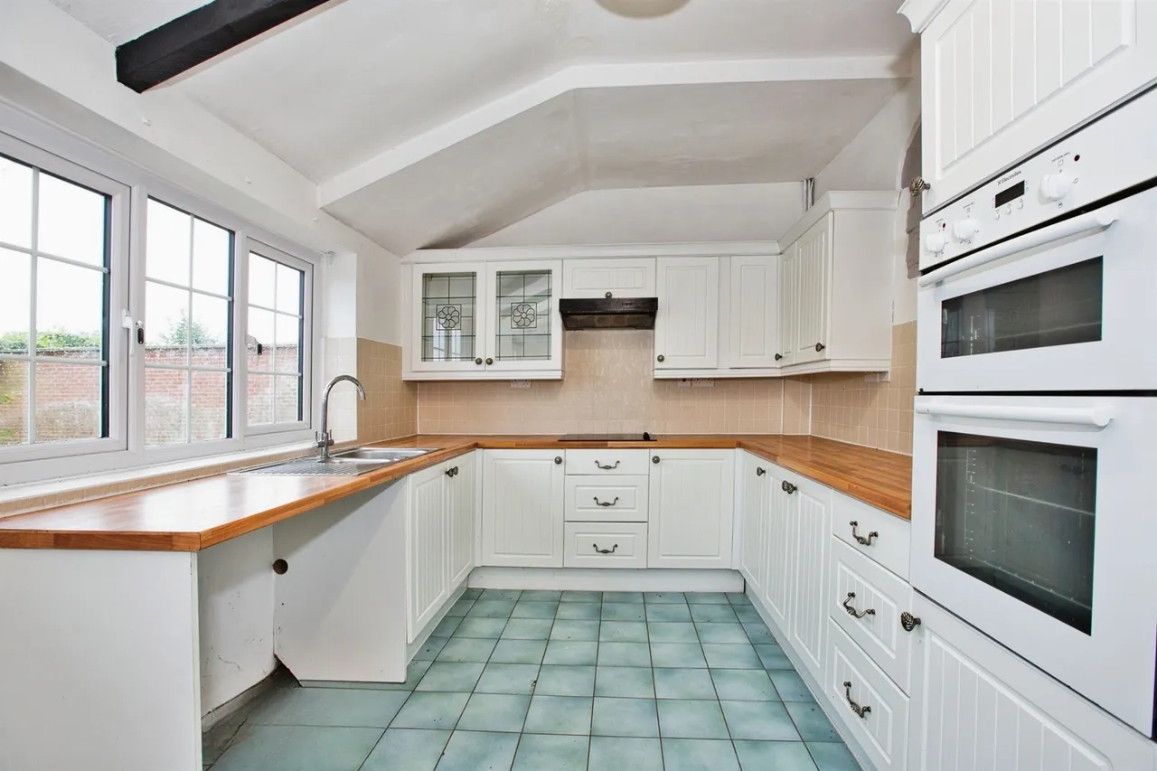 ., Godney, Wells, photo 12