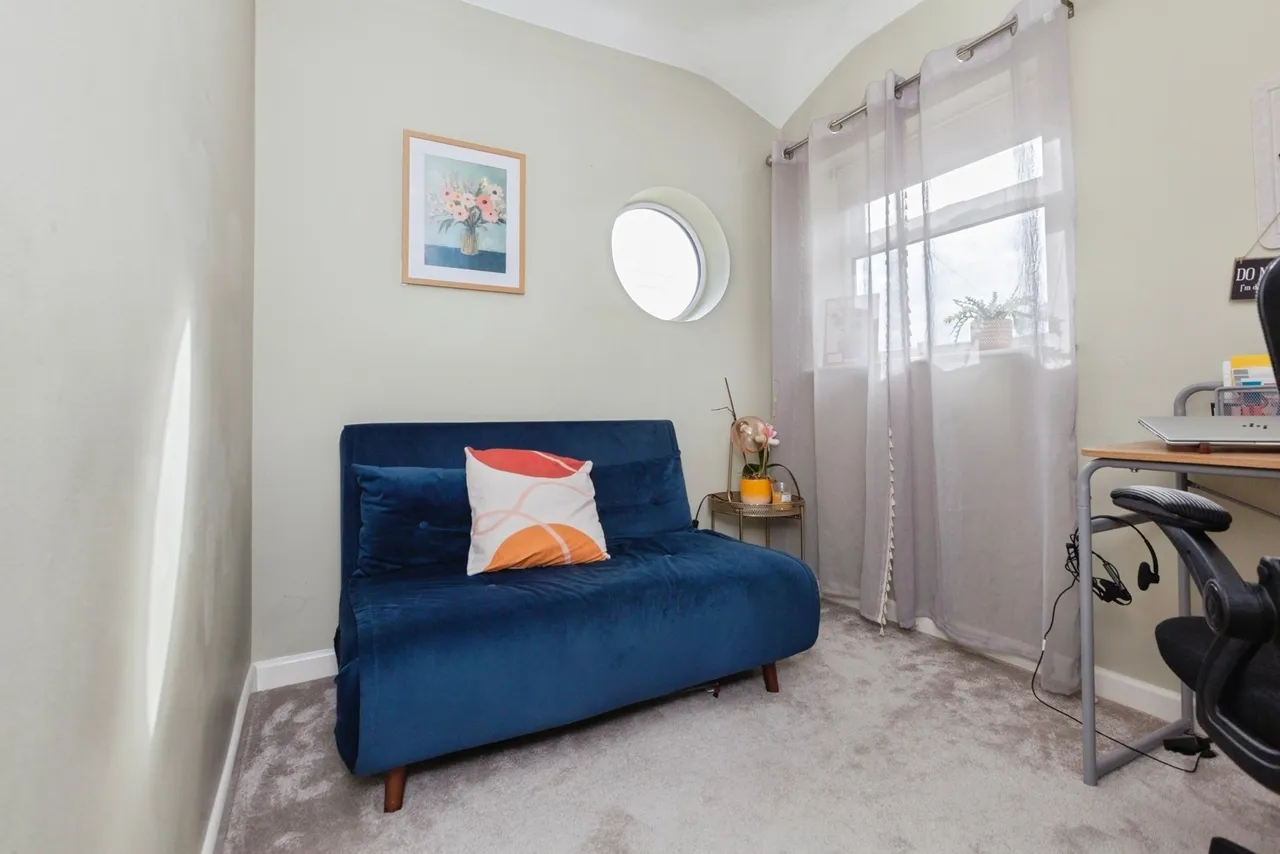 Cumberwell Drive, Leicester, LE19, photo 16