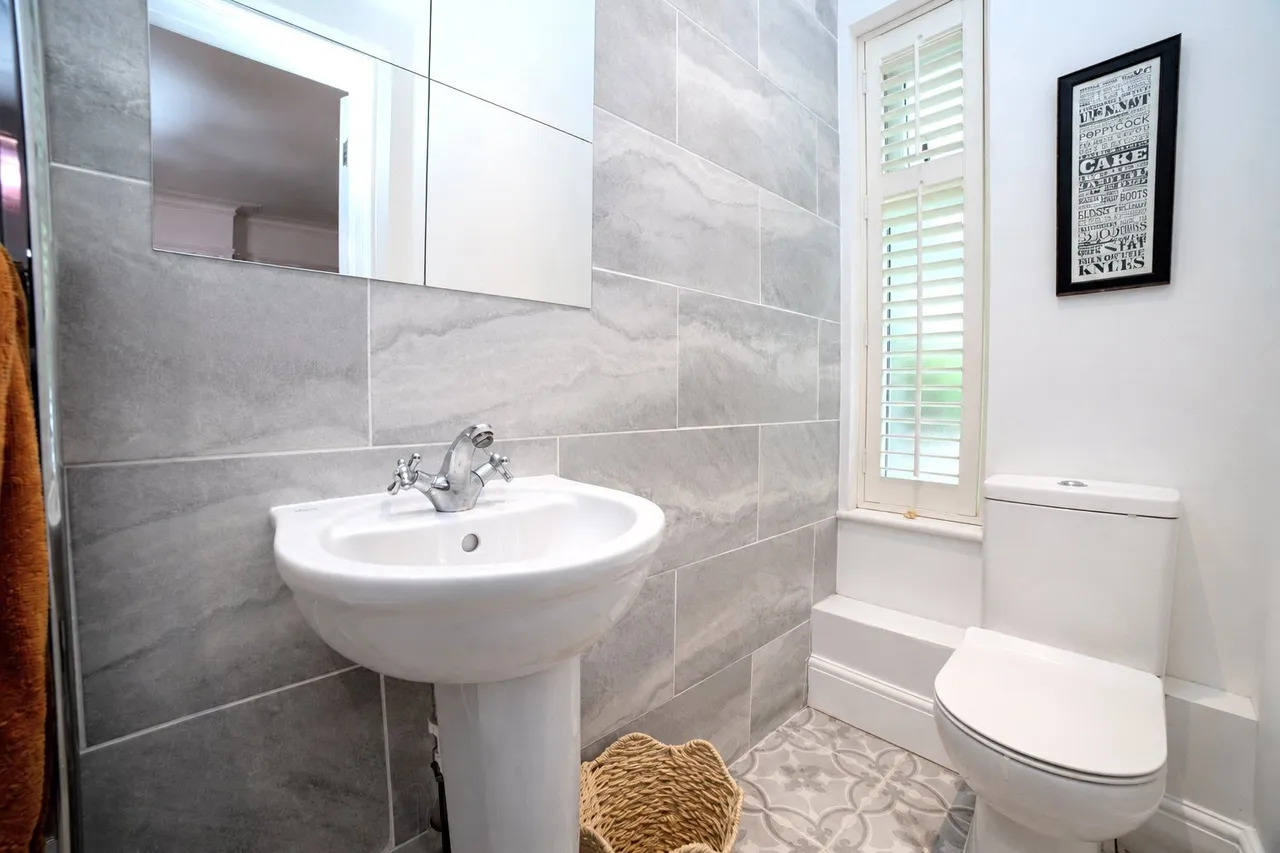 High Oakham Road, Mansfield, Nottinghamshire, NG18, photo 36