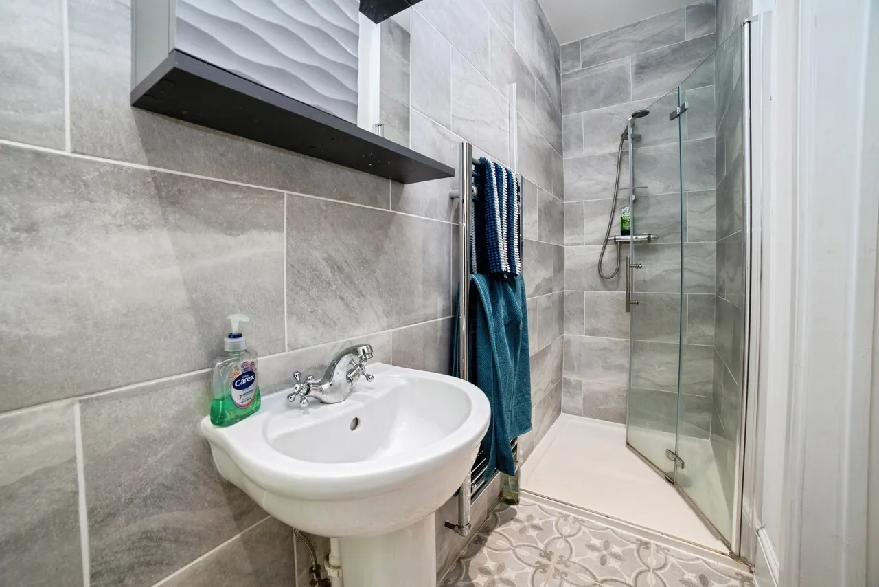 High Oakham Road, Mansfield, Nottinghamshire, NG18, photo 33