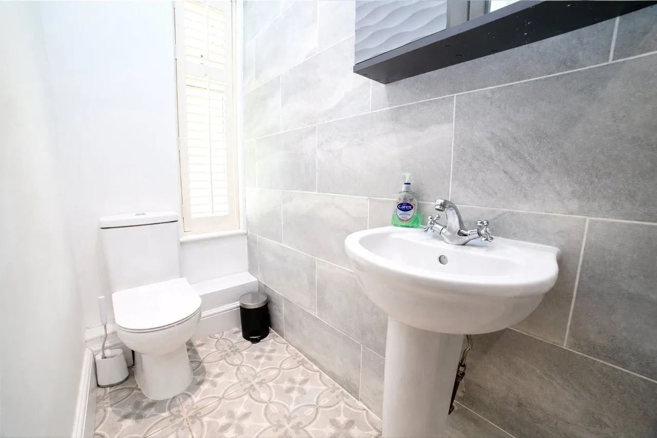 High Oakham Road, Mansfield, Nottinghamshire, NG18, photo 34
