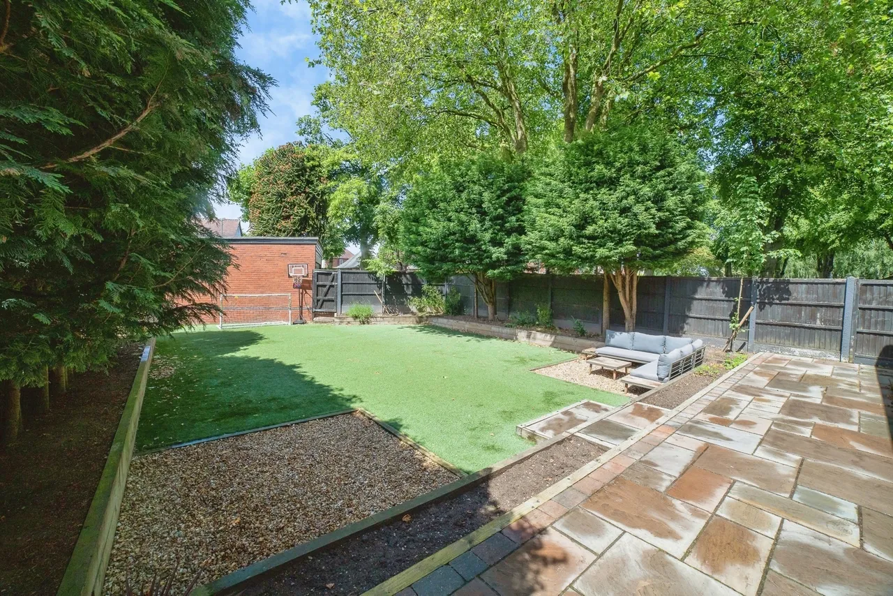 High Oakham Road, Mansfield, Nottinghamshire, NG18, photo 43