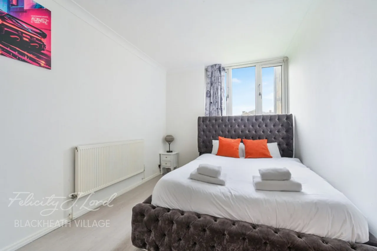 Casterbridge Road, London, photo 15