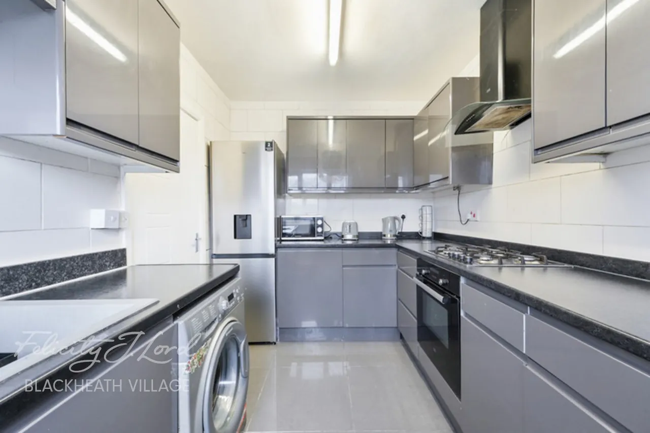 Casterbridge Road, London, photo 16