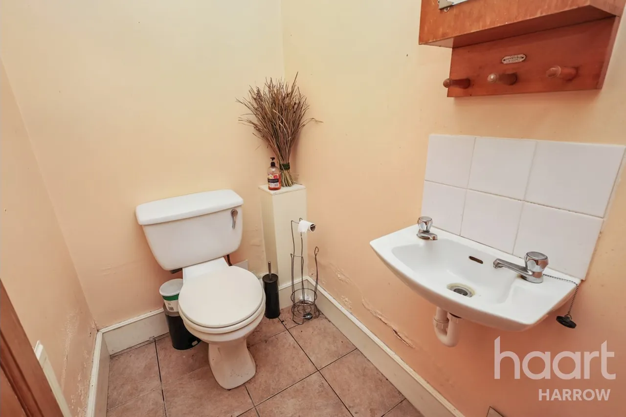 Courtfield Avenue, Harrow, HA1, photo 14