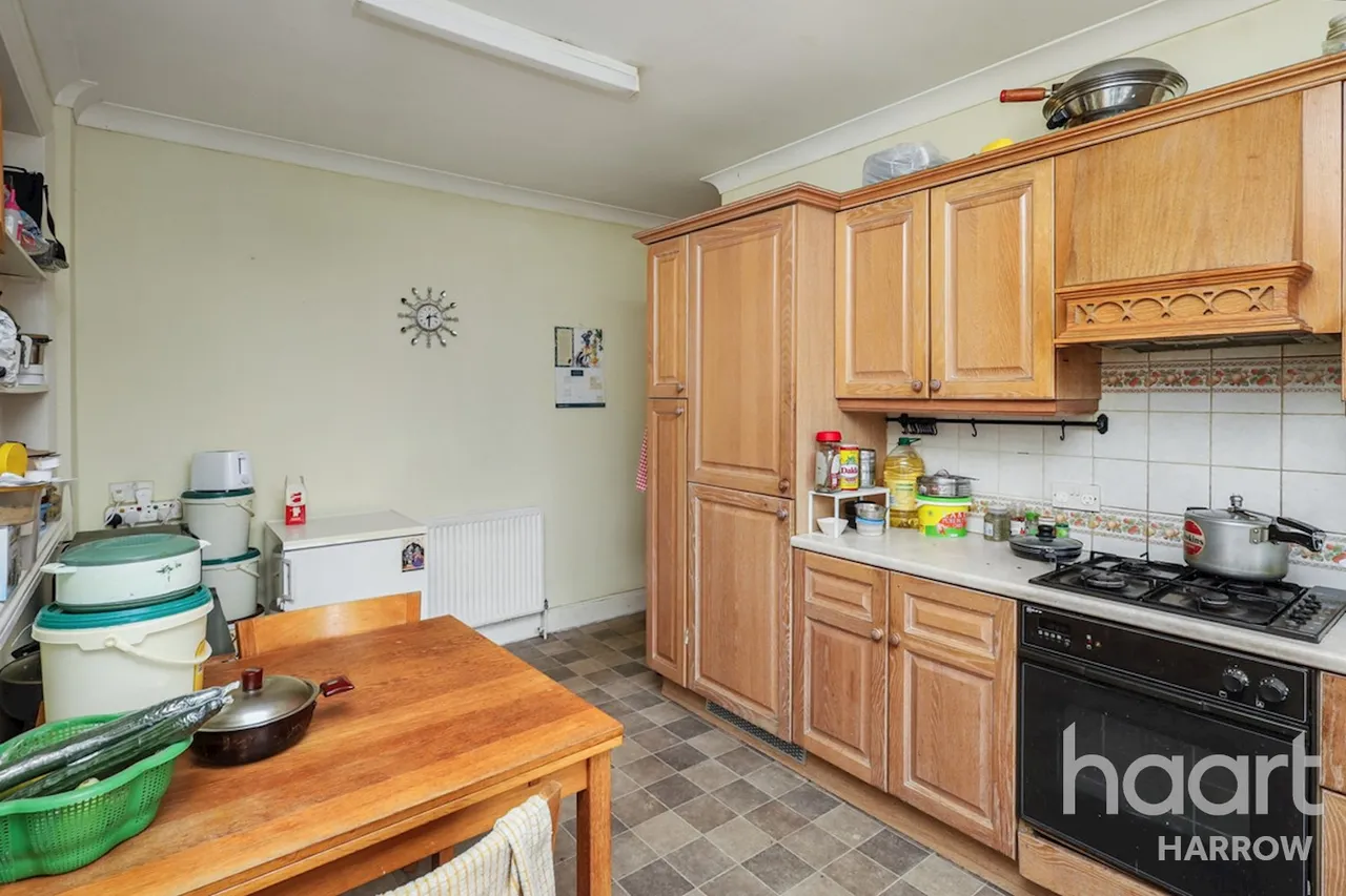 Courtfield Avenue, Harrow, HA1, photo 13