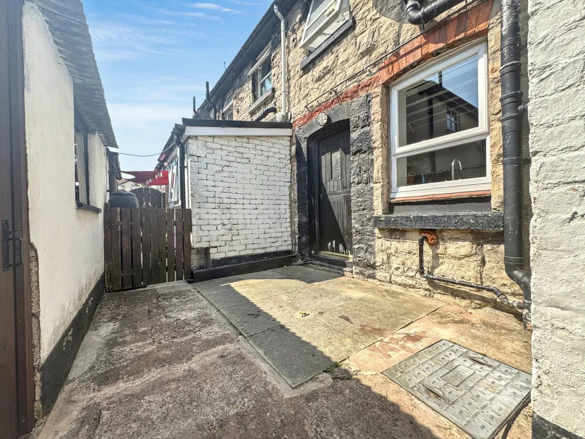 Plas Newydd Buildings, Abergele, Conwy, LL22 7HN, photo 17
