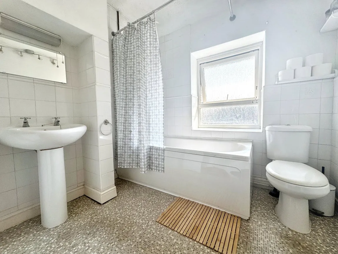Plas Newydd Buildings, Abergele, Conwy, LL22 7HN, photo 15