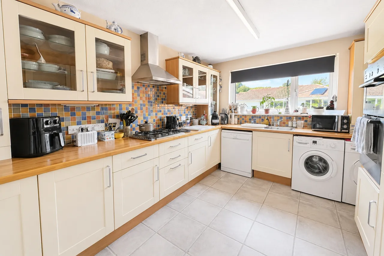 Brambley Crescent, Folkestone, CT20, photo 3