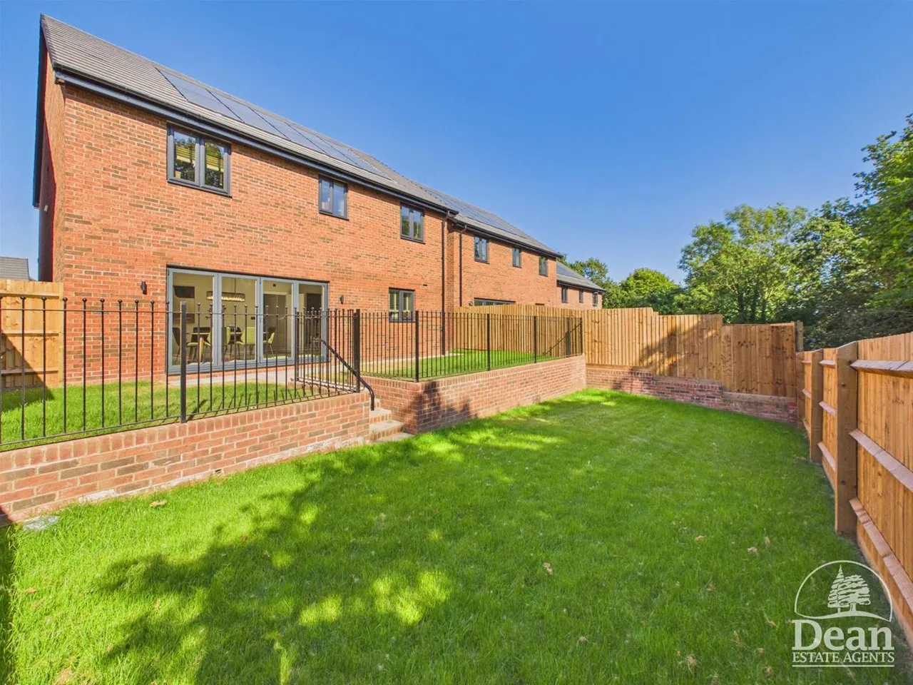 Goldfinch Way, Lydney, photo 16