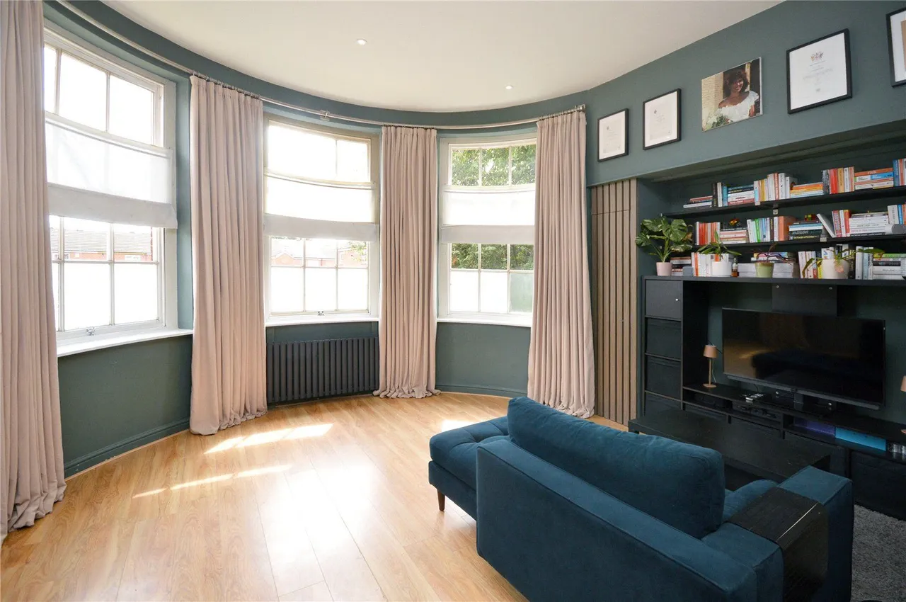 Cockburn Close, Leeds, LS11, photo 2