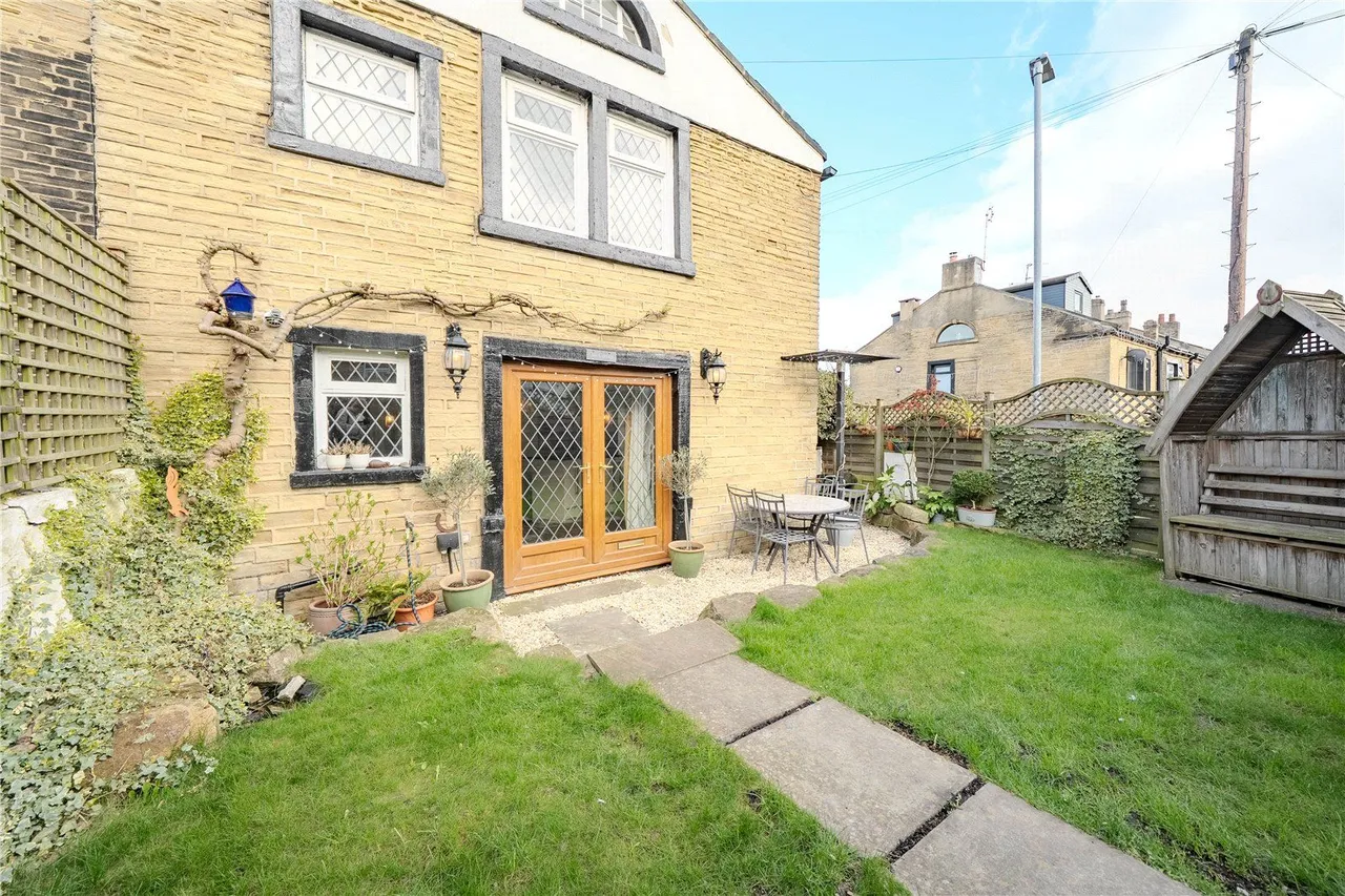 Fartown, Pudsey, LS28, photo 4