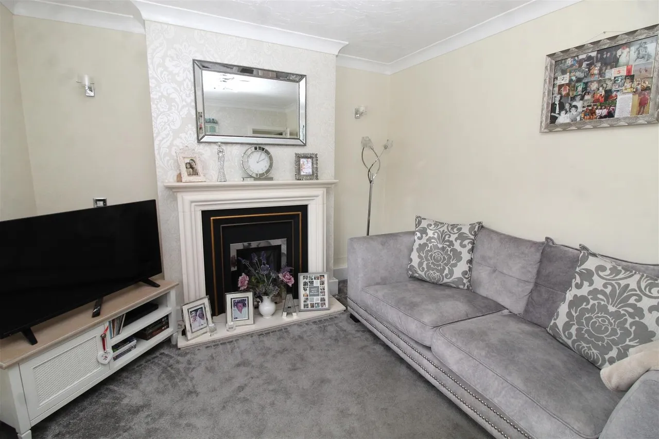 Norman Court, Little Heath, Potters Bar EN6 1HY, photo 12
