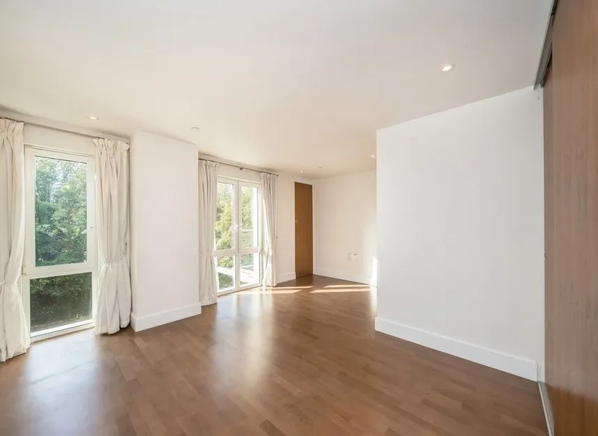 Henry Macaulay Avenue, Kingston Upon Thames, KT2, photo 5