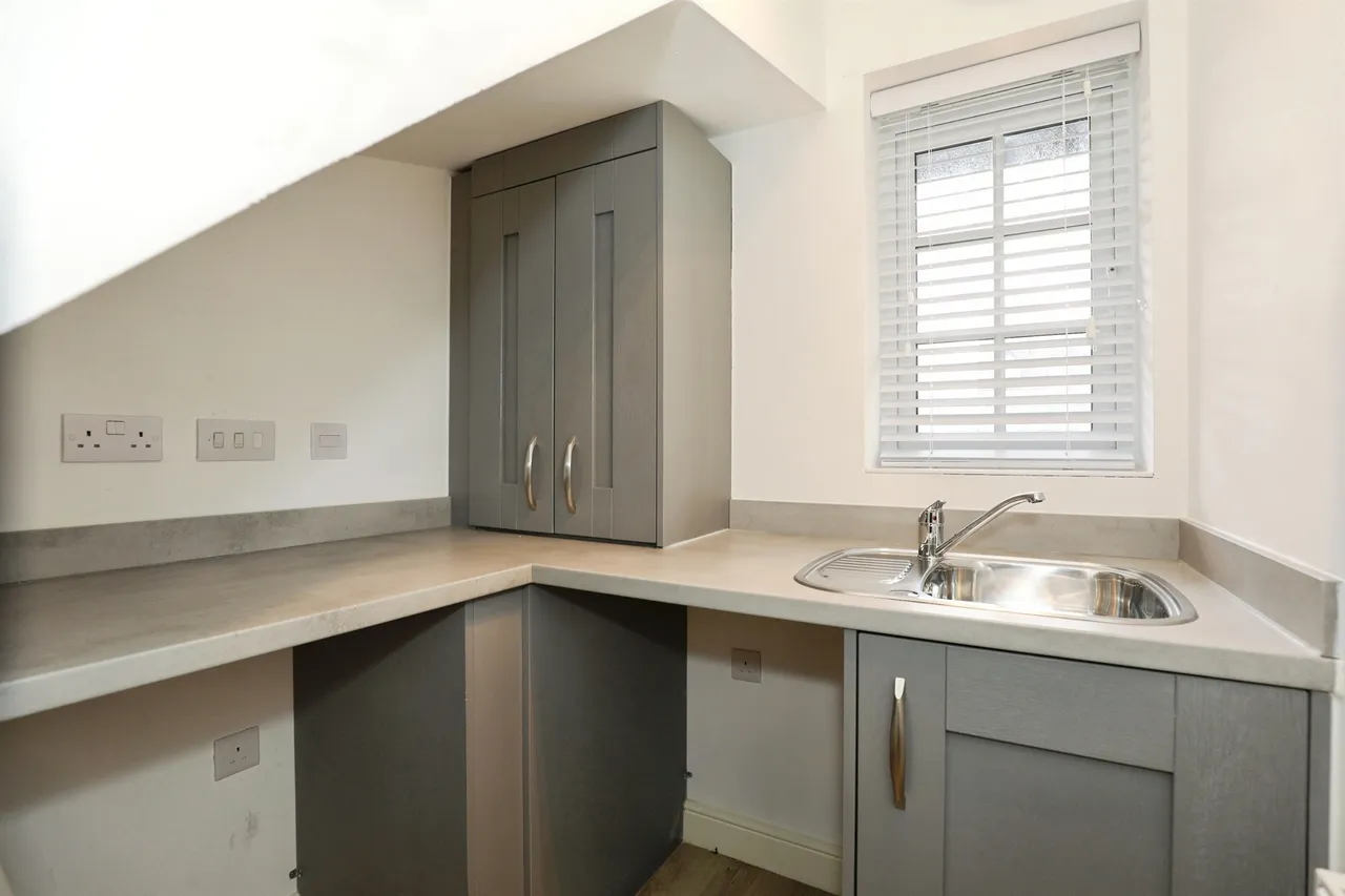 Curzon Avenue, NORTHWICH, photo 9