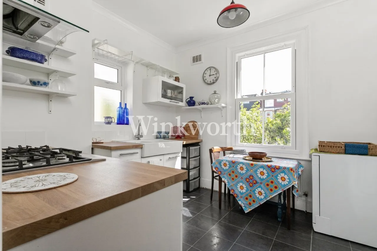 Lyndhurst Road, London, N22, photo 4