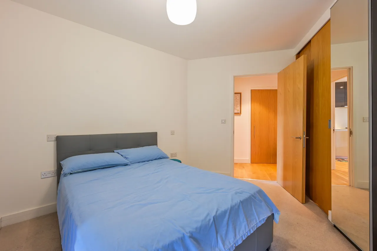 Flat 11, 12 Rathbone Market, Barking Road, London, photo 8
