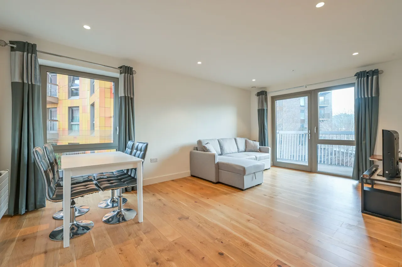 Flat 11, 12 Rathbone Market, Barking Road, London, photo 10