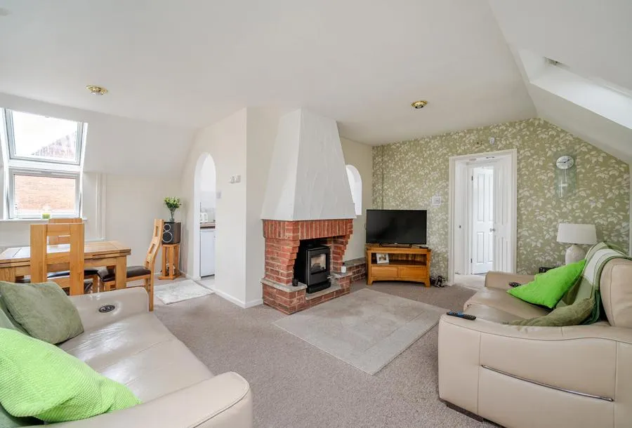Grange Drive, Bishops Cleeve, GL52, photo 7