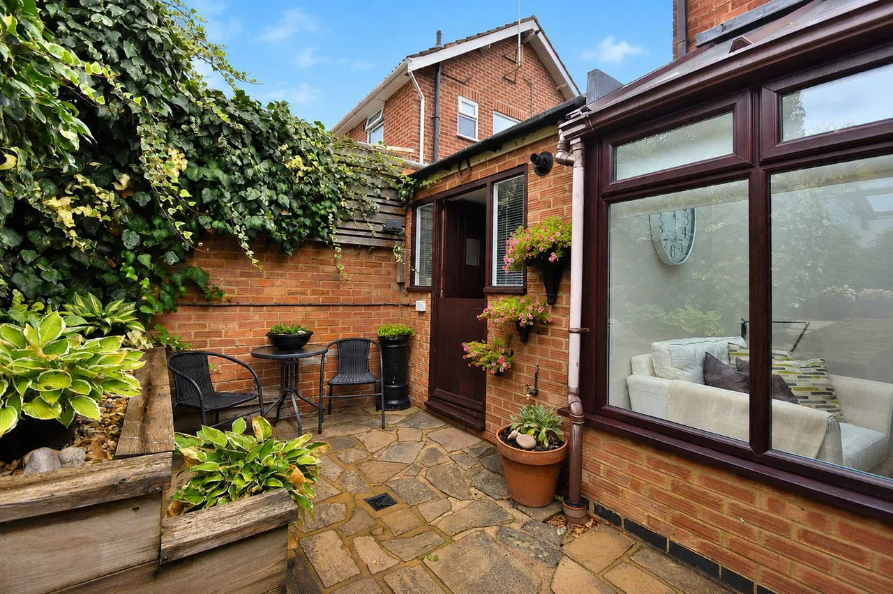 Eastern Avenue North, Northampton, NN2 7AS, photo 24