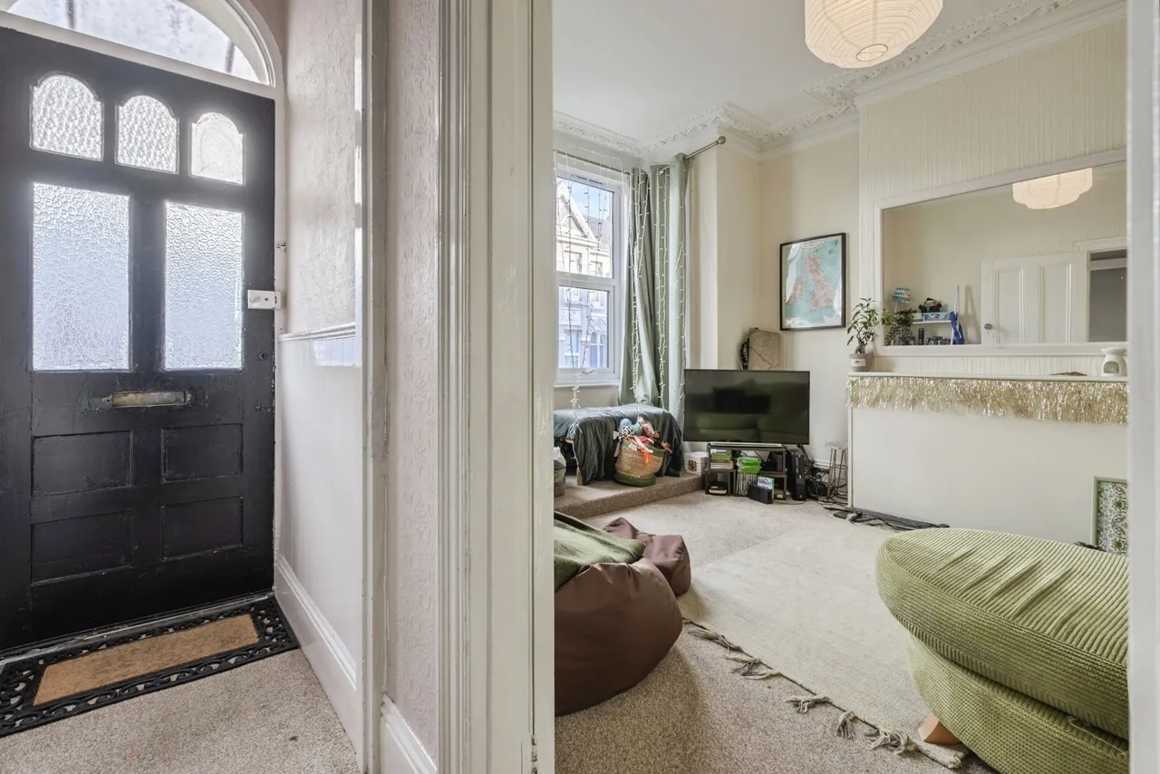 Eton Avenue, Plymouth, PL1, photo 3