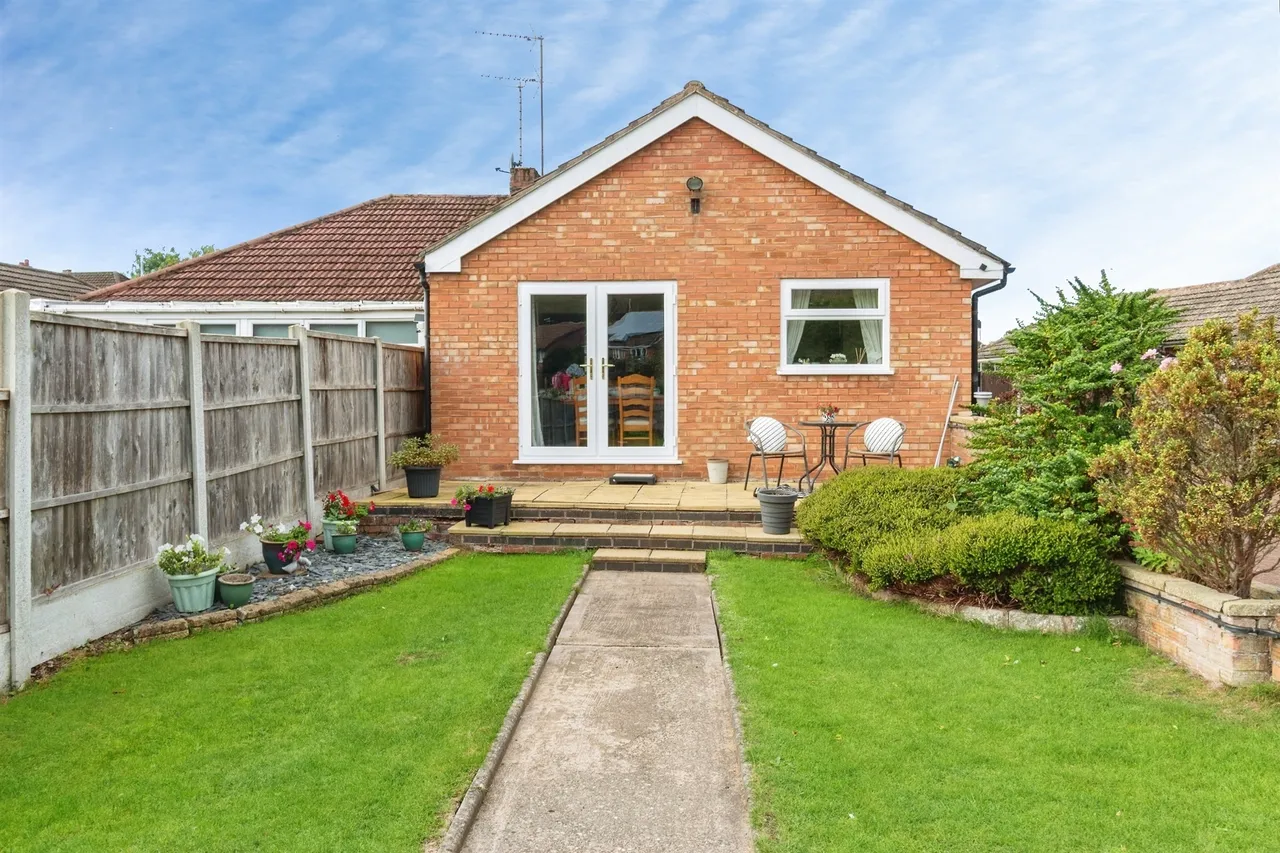 Salisbury Road, Stafford, ST16, photo 3