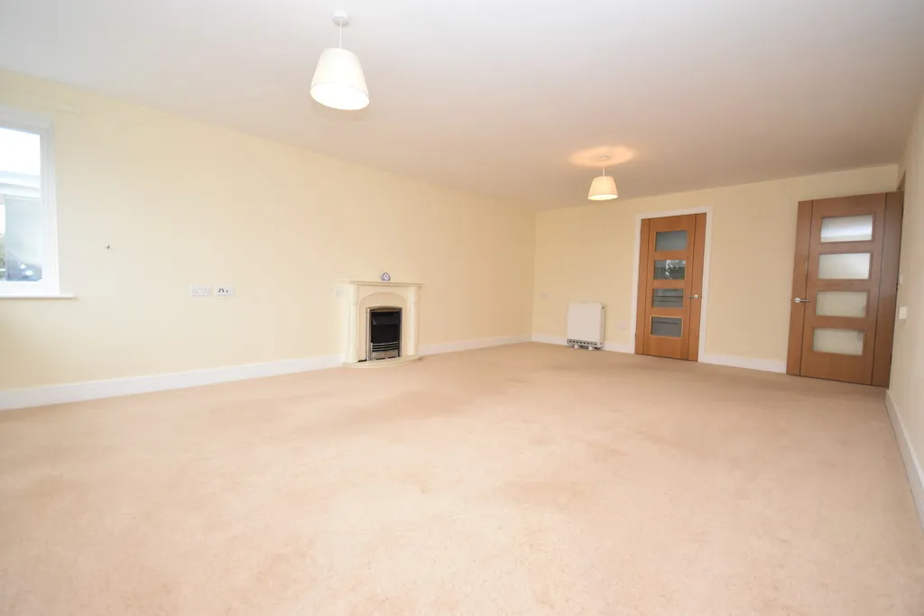 Mill Street, Whitchurch, photo 2