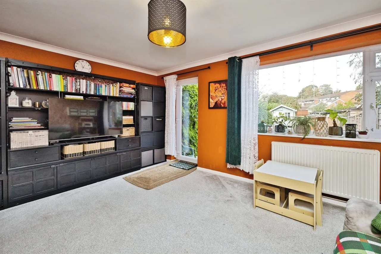 Sandringham Road, Yeovil, BA21, photo 3