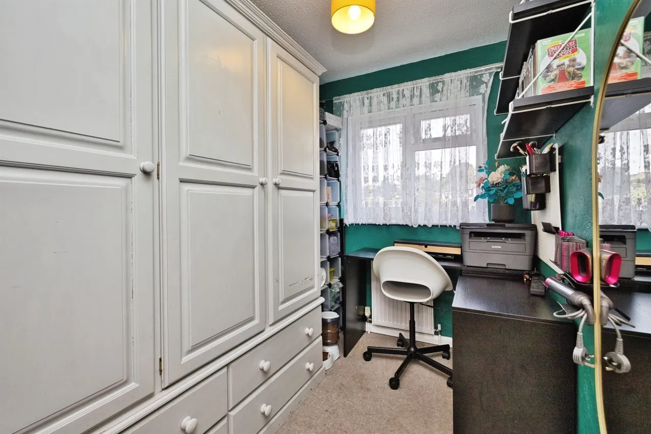 Sandringham Road, Yeovil, BA21, photo 12