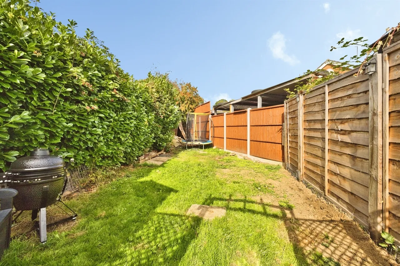 Sandringham Road, Yeovil, BA21, photo 15